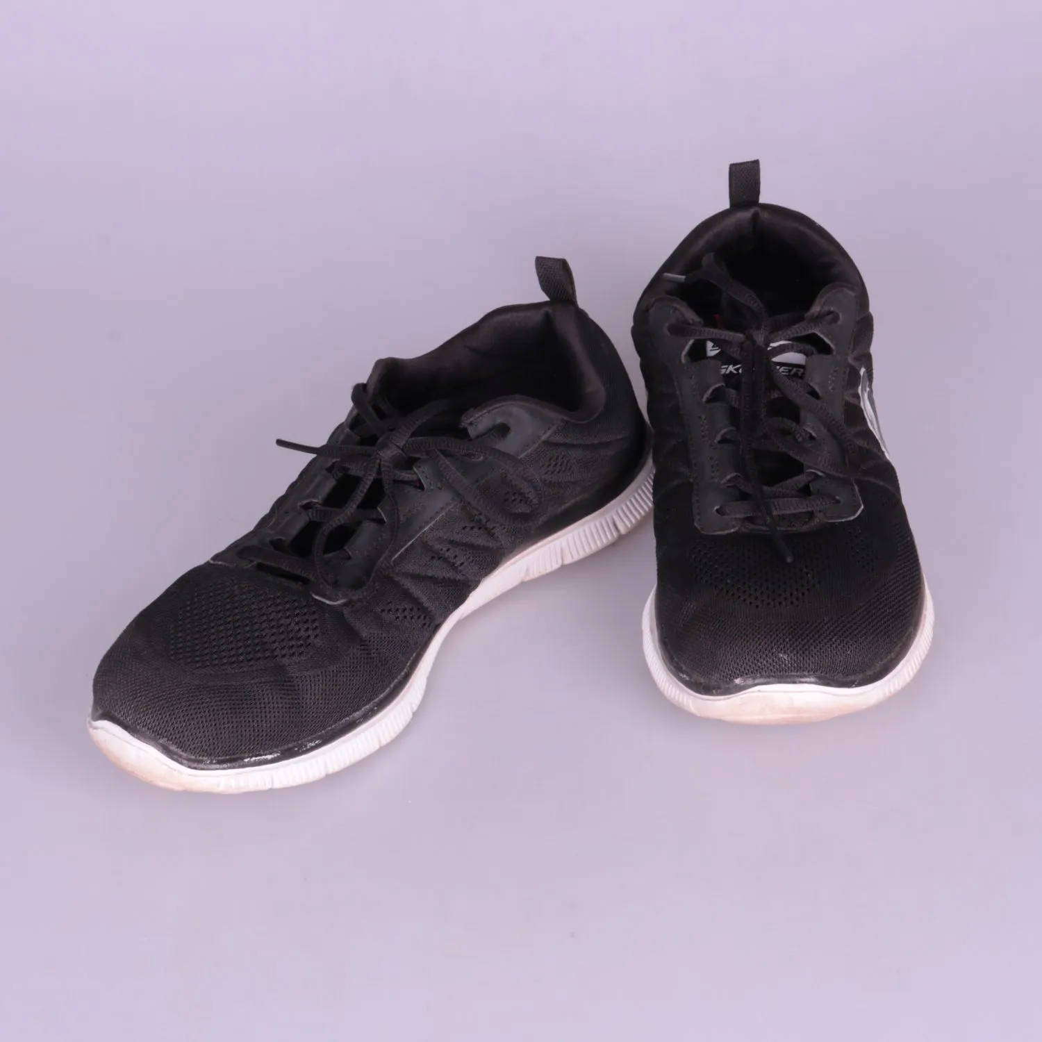 кроссовки Skechers