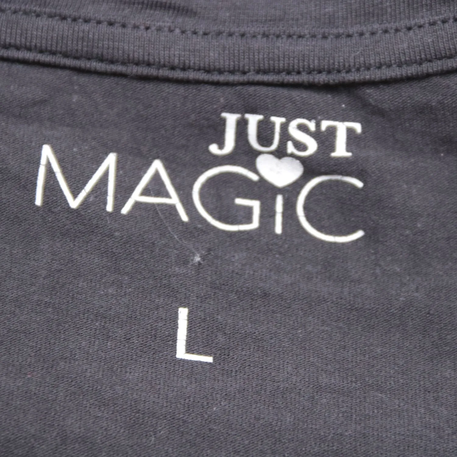 футболка Just Magic